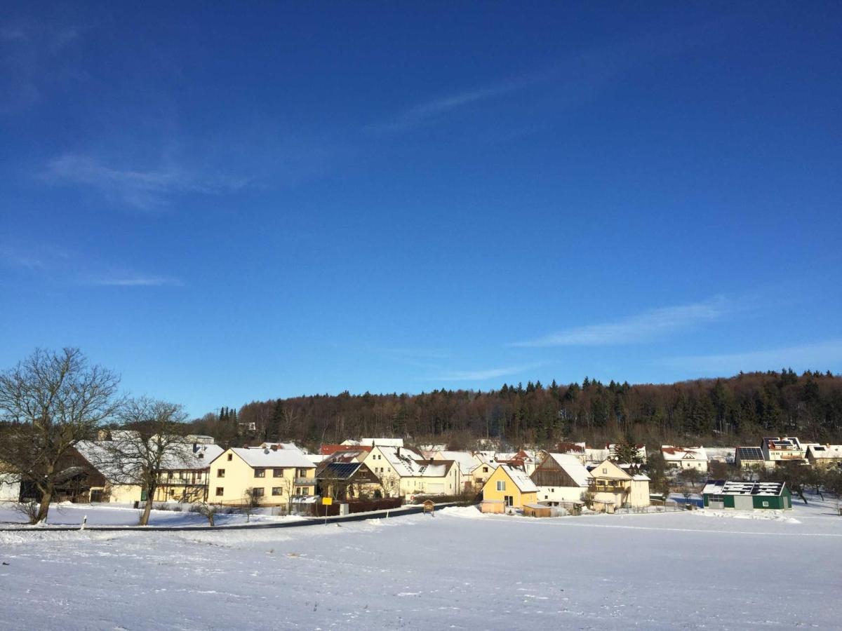 Preuschens Hof Leilighet Egloffstein Eksteriør bilde